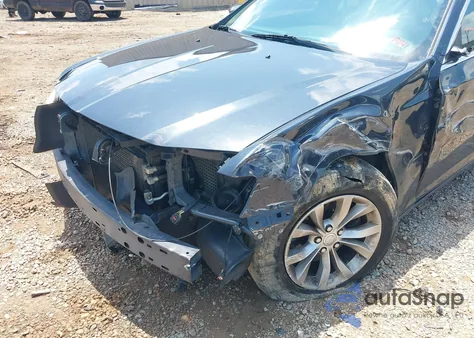 2015 Chrysler 300 Limited from USA, damaged, VIN 2C3CCAAGXFH820276